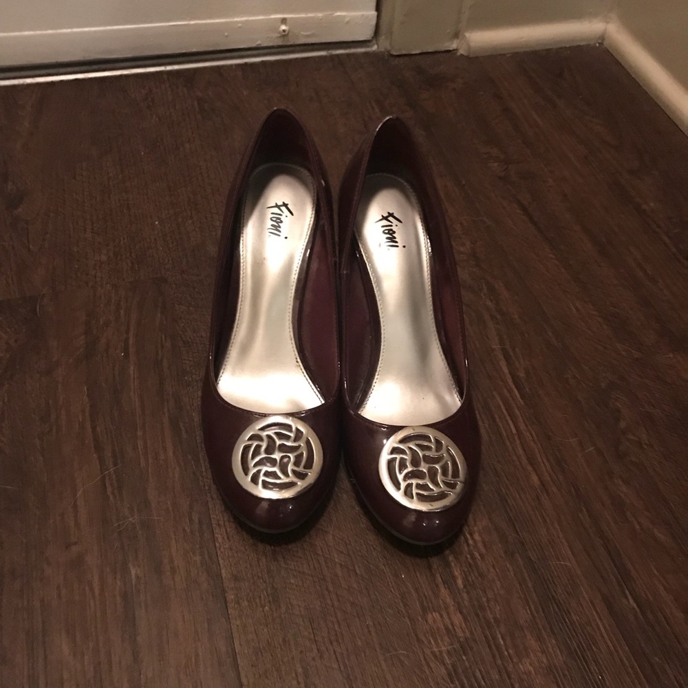 Payless Plum Wedges with Silver Detail